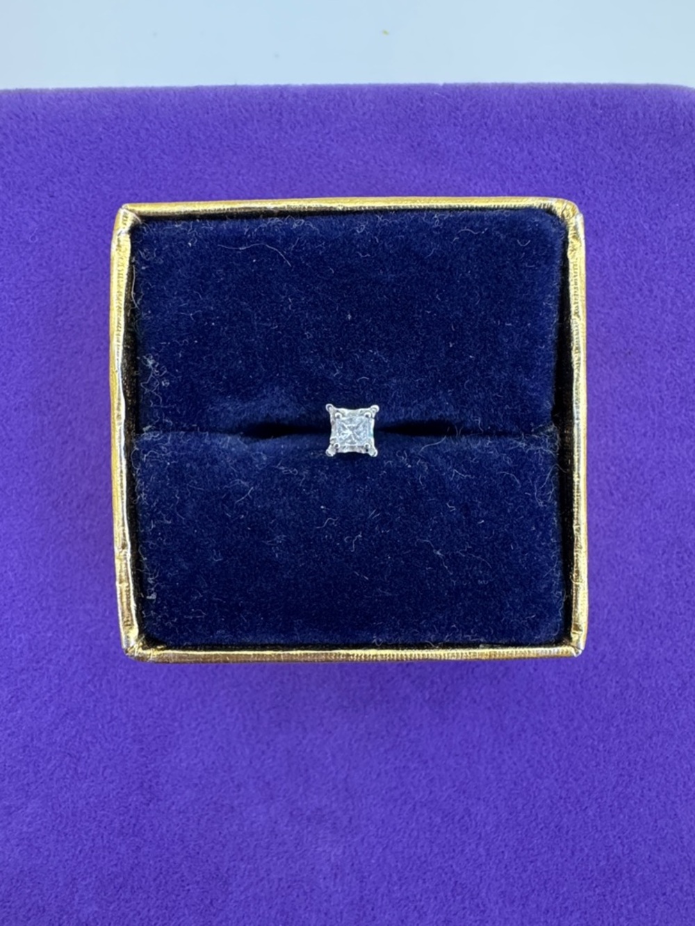 💛 Classic 10k White Gold Diamond Solitaire Stud Earring